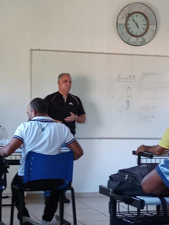 Foto 20 de 20 — Associação consegue parceria e leva curso profissionalizante para moradores do bairro